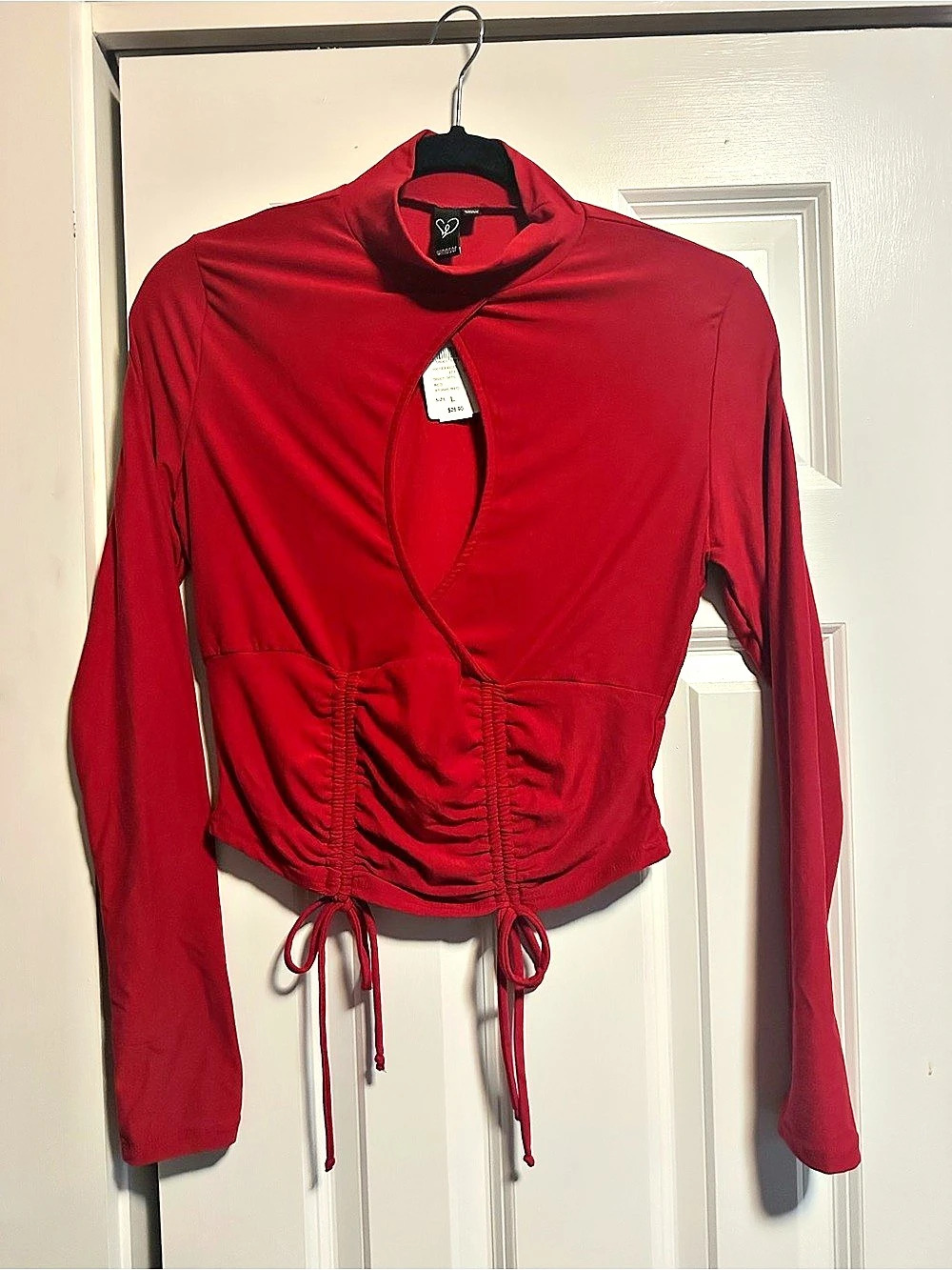 windsor Long Sleeve Ruched Top in Red Size Large NWT